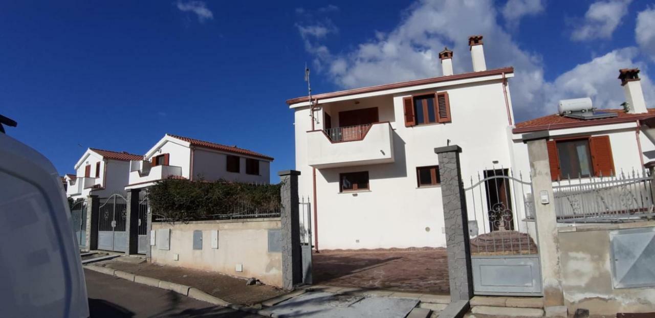 Villa Rosa SantʼAntìoco Kültér fotó
